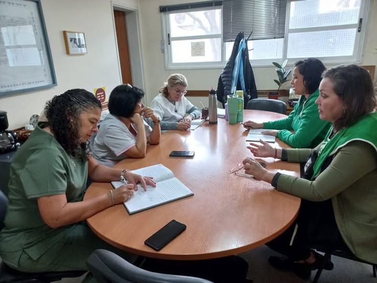 Dirigentes de ATE y funcionarias del Hospital se reunieron por el nuevo caso de agresión contra personal del nosocomio y para evaluar medidas de refuerzo de la seguridad.