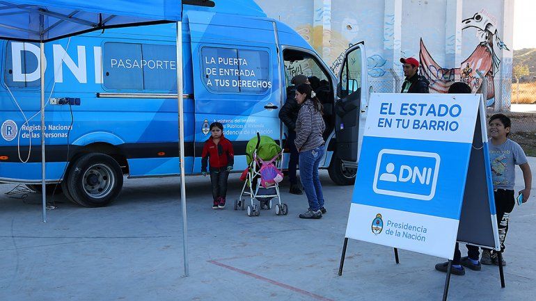 Llegó el Renaper a Río Negro: ¿Dónde tramitar el DNI y pasaporte?