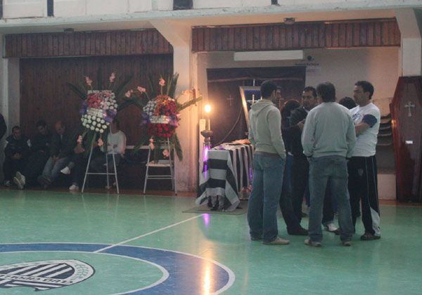 El plantel de Cipolletti estuvo de duelo