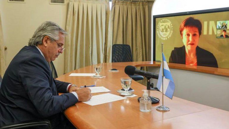 El gobierno anunció que llegó a un acuerdo con el FMI en puntos sustanciales
