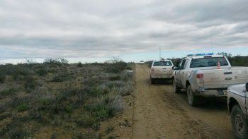 El cuerpo de Guillermo Silva apareció en la zona de bardas de Allen, tres kilómetros al norte del aeroclub.