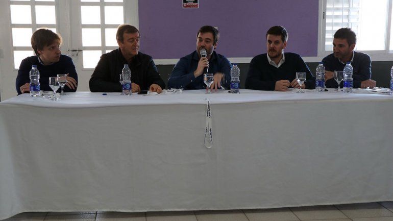 Tortoriello y Lavin encabezaron el lanzamiento del programa en Oro.