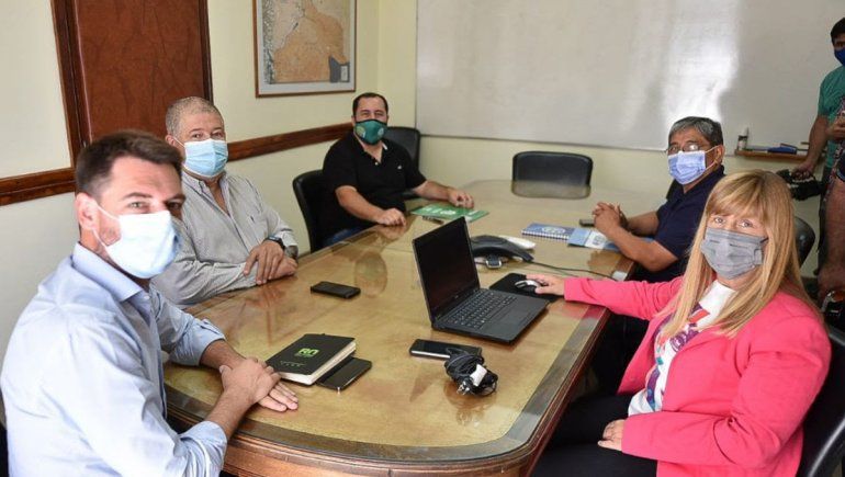 El Gobierno Provincial ofreció cerrar el año con un 46% de aumento salarial
