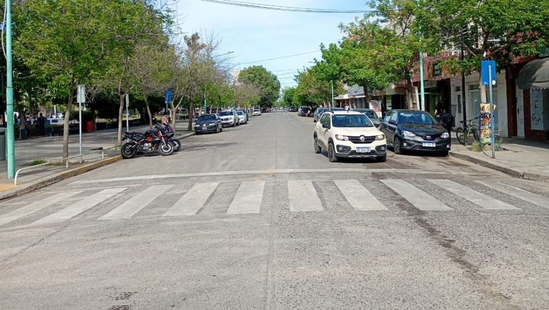 El agresor amenazó a un cliente de un bar del centro cipoleño