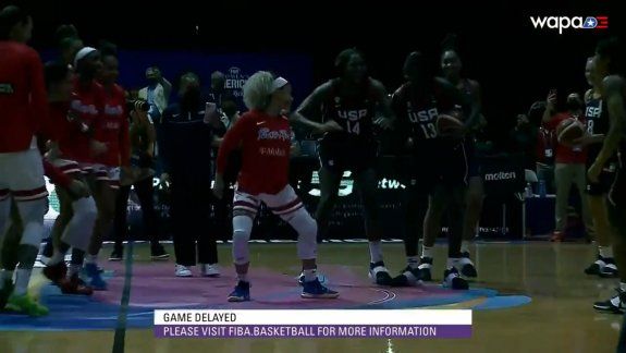 Hubo un apagón en la final y se pusieron a bailar en la cancha