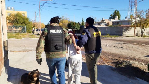 Allanan un aguantadero por los boquetes de Naldo y joyería Scorpio