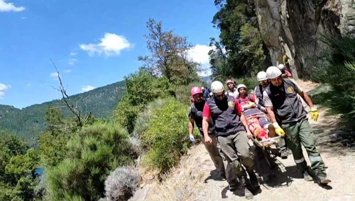 Turista se lesionó y tuvo que ser rescatada en San Martín de los Andes
