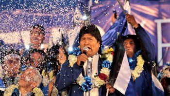 evo morales podria visitar rio negro para un congreso mapuche