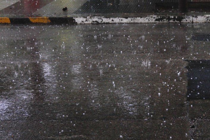 Preocupación entre productores por la caída de granizo en Cipolletti