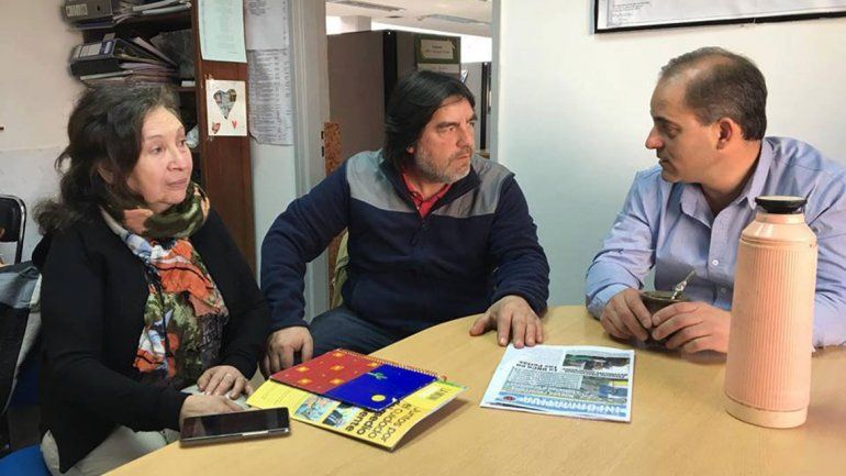 Perlenses&nbsp; y concejales de Neuquén buscan mejorar el transporte.&nbsp;