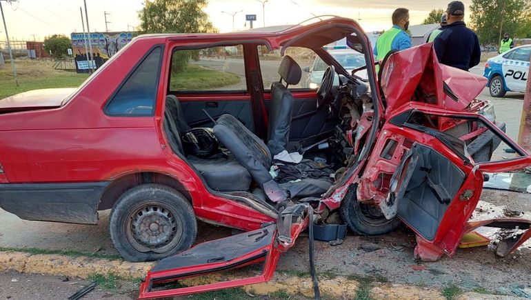 Terrible accidente sobre Ruta 22 dejó tres personas heridas