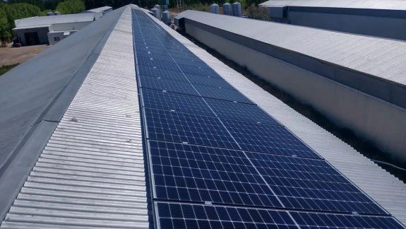 Provincia lanza una línea de financiamiento para equipos eólicos y solares