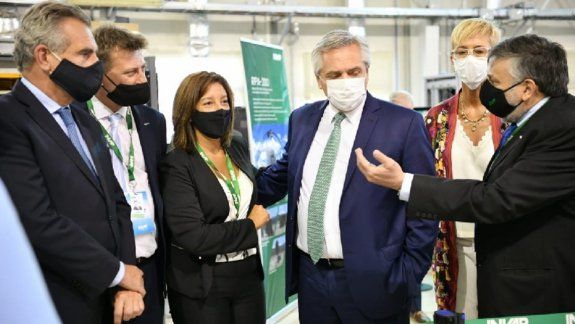 Fernández y Carreras firman acuerdo para provisión de radares 3D