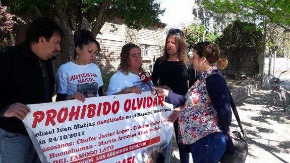 Piden justicia por el adolescente aplastado por un camión de basura