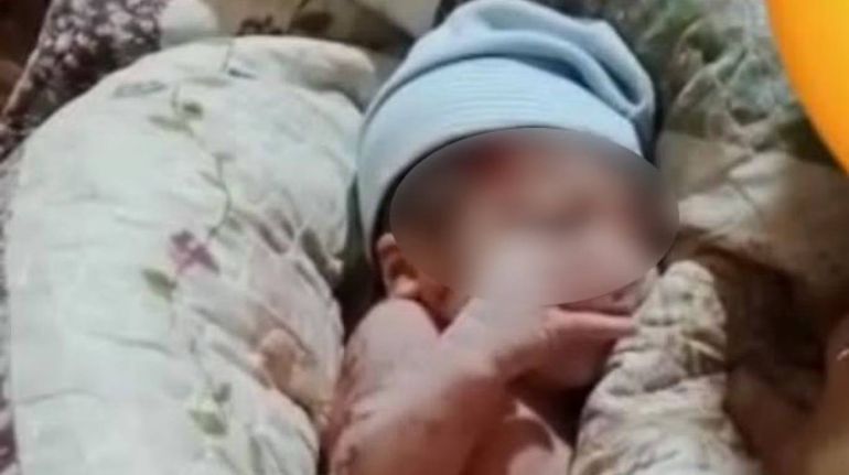 Emocionante: rescató a una beba recién nacida que fue abandonada y la amamantó