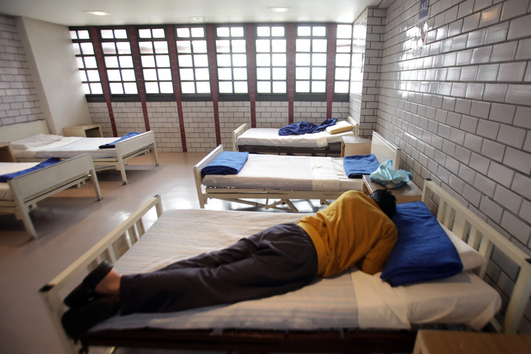 El hombre pasó más de 20 años en centro de salud. Su familia lo daba por muerto. Foto ilustrativa.