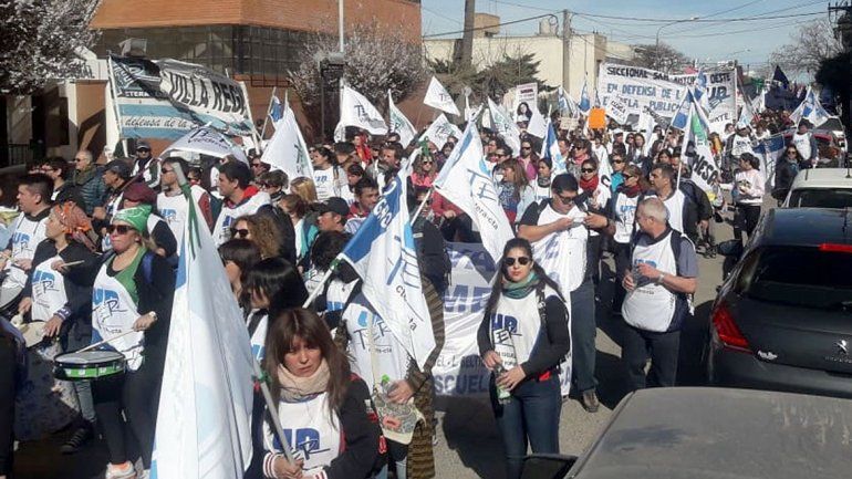 Masiva movilización en Viedma contra el ajuste en la Patagonia