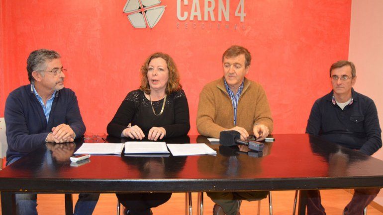 Tortoriello firmó un convenio similar al que suscribió la Provincia con el Colegio de Arquitectos.