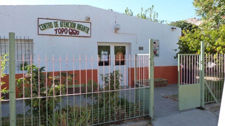 Denuncian que un funcionario de Allen violó a una empleada