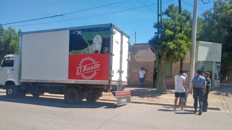 Un bebé de 1 año y 9 meses murió tras ser atropellado por un camión