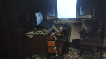 El recinto fue totalmente consumido por las llamas. | LMCipolletti.com El recinto fue totalmente consumido por las llamas.