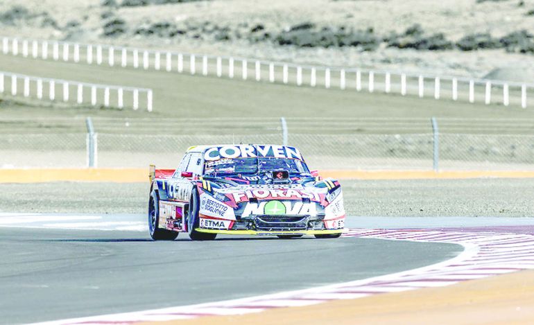 Manuel Urcera y el irregular comienzo de año en el Turismo Carretera. Igual