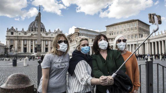 Italia suma otros 5900 casos pese a las restricciones