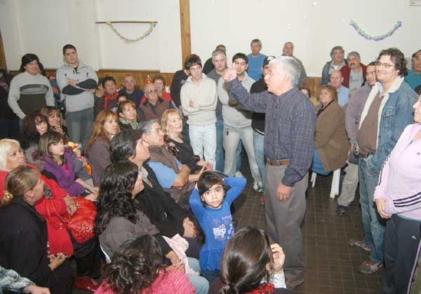 Arriaga y Pica despliegan proselitismo en la ciudad