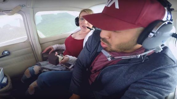 Le propuso matrimonio a su novia y terminó vomitando