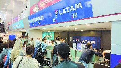 Latam llegó a hacer vuelos directos entre Neuquén y Santiago de Chile.