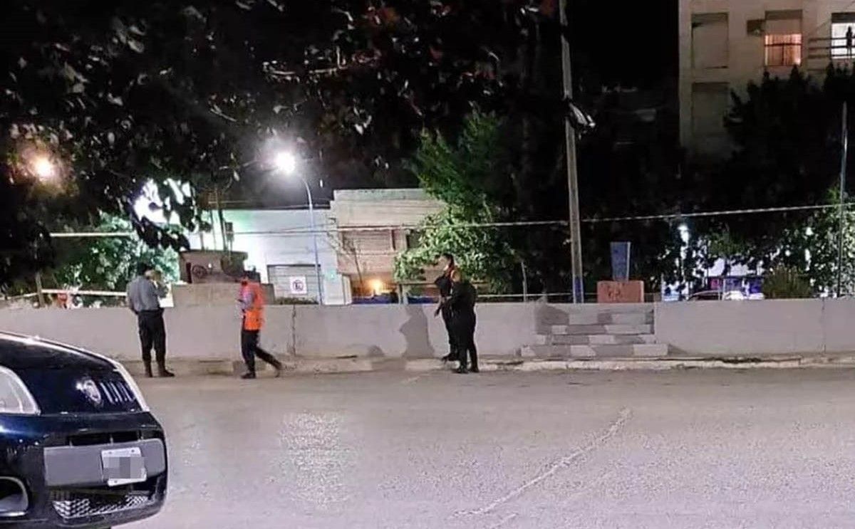 Hallaron el cadáver de un hombre en el centro de Roca