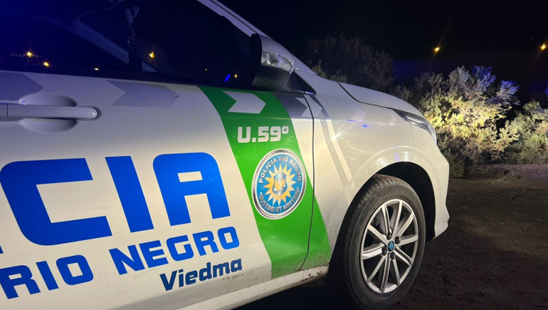 La golpiza en manos de los efectivos policiales, le provocó graves lesiones en el cuerpo y el posterior desmayo. La golpiza en manos de los efectivos policiales, le provocó graves lesiones en el cuerpo y el posterior desmayo.