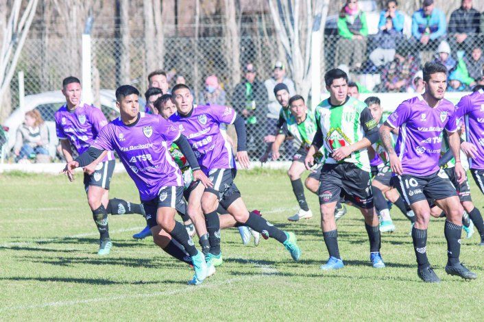 Cipo buscará un nuevo título de Liga ante su clásico rival .