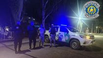 La Policía de Cinco Saltos desplegó un operativo especial durante el fin de semana, ante la concurrencia de jóvenes por el Día del Estudiante. La Policía de Cinco Saltos desplegó un operativo especial durante el fin de semana, ante la concurrencia de jóvenes por el Día del Estudiante.