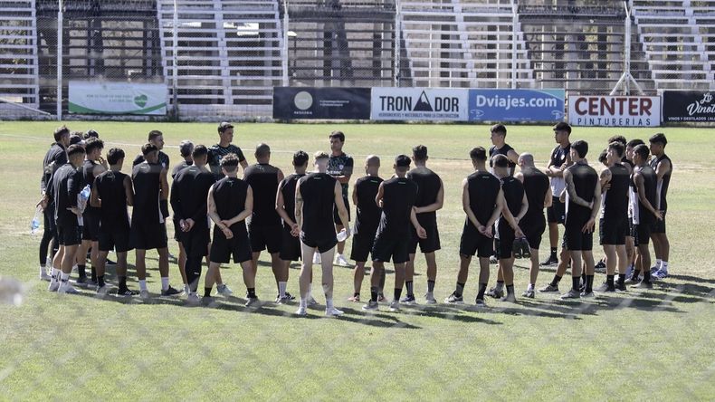 El club Cipolletti volverá en febrero a los entrenamientos. El torneo arrancará en marzo.  Foto: archivo Anahí Cárdena