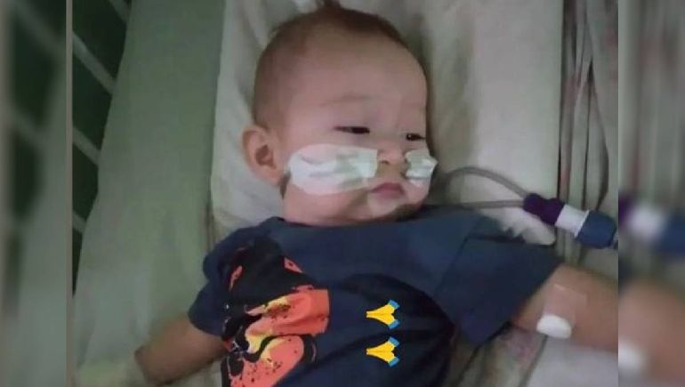 De un catarrito al traslado por neumonía: oran por Mateo
