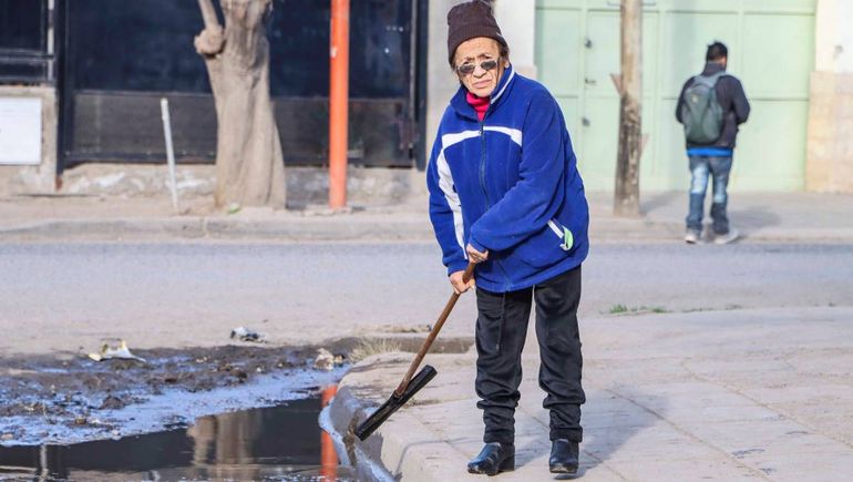 Alarma en las 400 Viviendas por constantes desbordes de cloacas