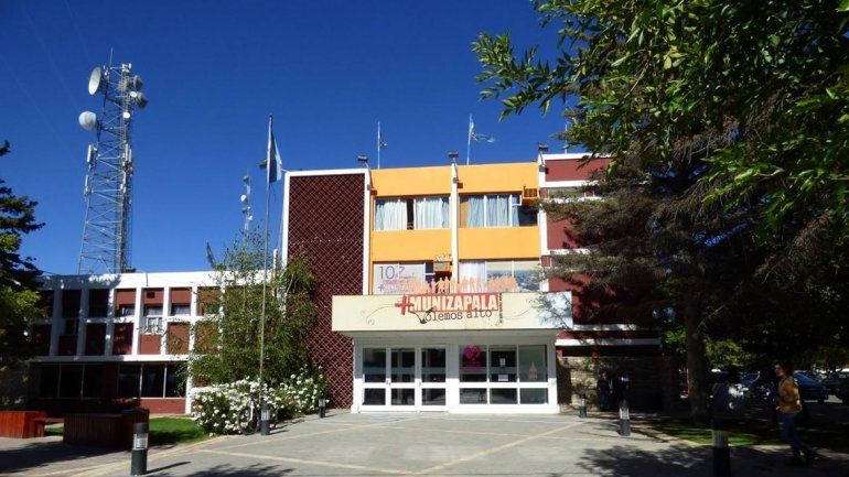 Un funcionario municipal de Zapala apuñaló a su ex