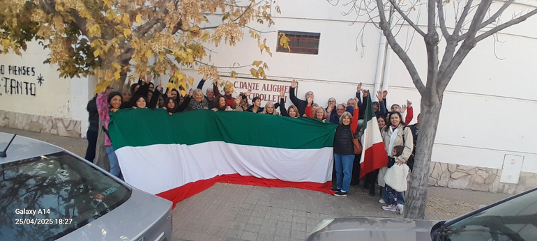 El pedido de desalojo de la Dante Alighieri había motivado una protesta en el Círculo Italiano. Foto Antonio Spagnuolo.