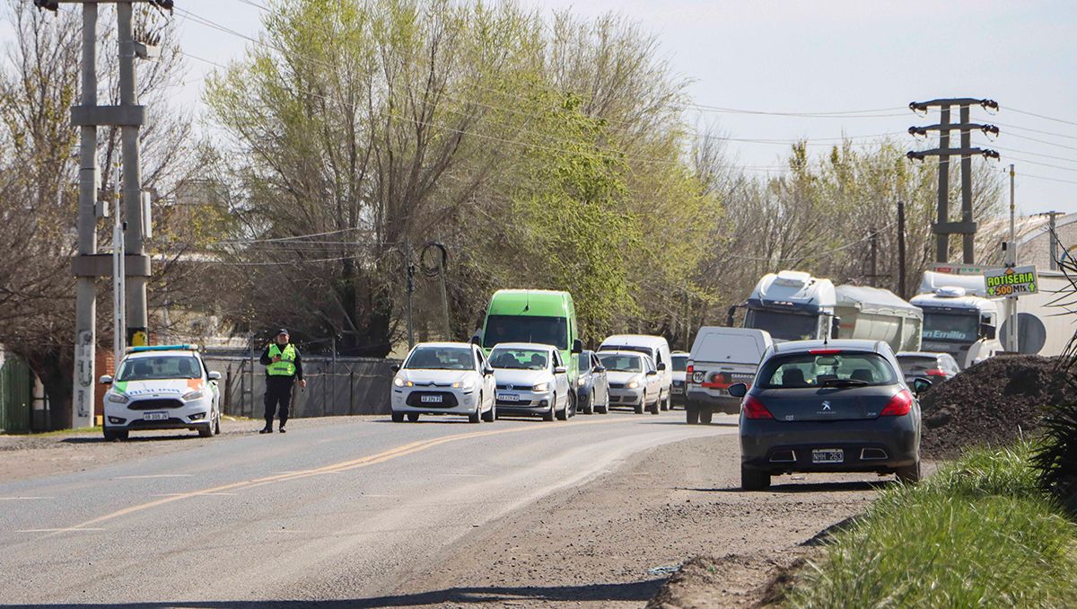 Camiones a Vaca Muerta: otro municipio analiza prohibirles el paso