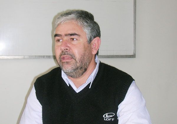 González se reunió con Parrilli