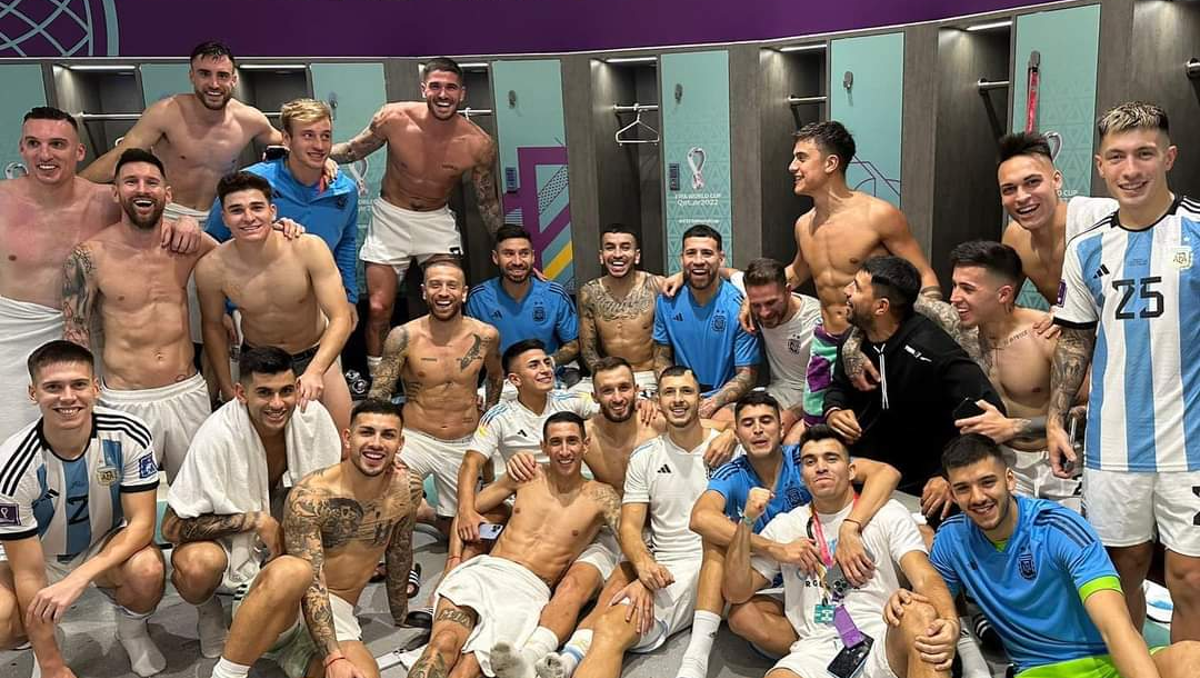 Así festejaron los jugadores en el vestuario