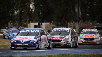 manu urcera se acerca a honda en el super tc 2000