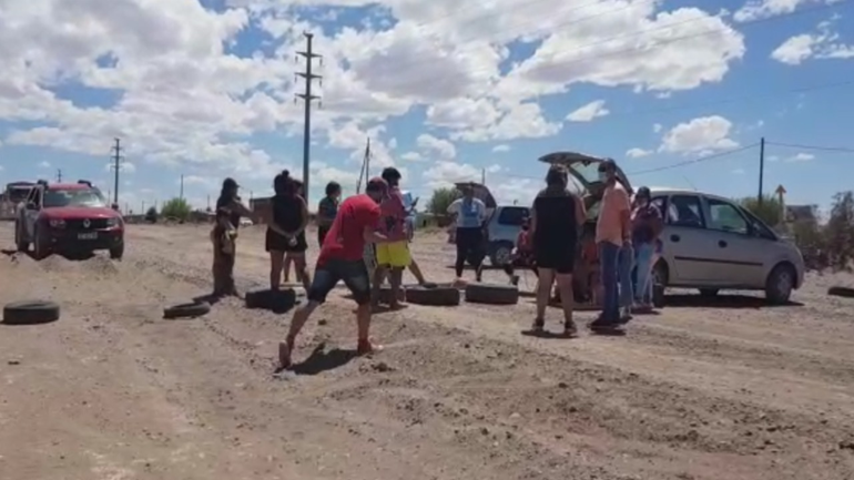Por el nene atropellado, cortaron la ruta 17 y hay decenas de camiones varados