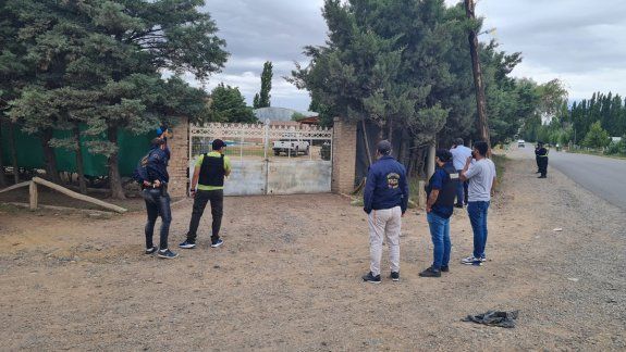 Cercaron la casa del padre de Ramiro Gutiérrez y negocian su entrega