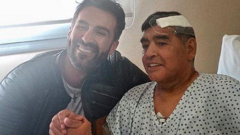La última foto de Diego Maradona: el día que salió de la clínica