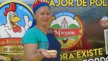 elaboro un alfajor por una broma futbolera y es un boom de ventas