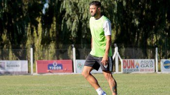 cipo goleo a maronese en el ensayo antes de la gira