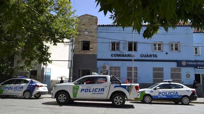 Personal de la Comisaría 4ta intervino en el secuestro del rodado. | LMCipolletti.com Personal de la Comisaría 4ta intervino en el secuestro del rodado.