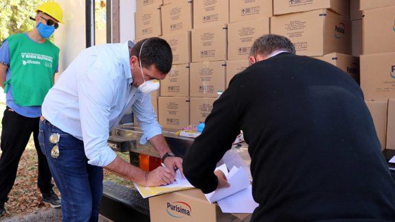 Arrancó la entrega de alimentos en los barrios cipoleños